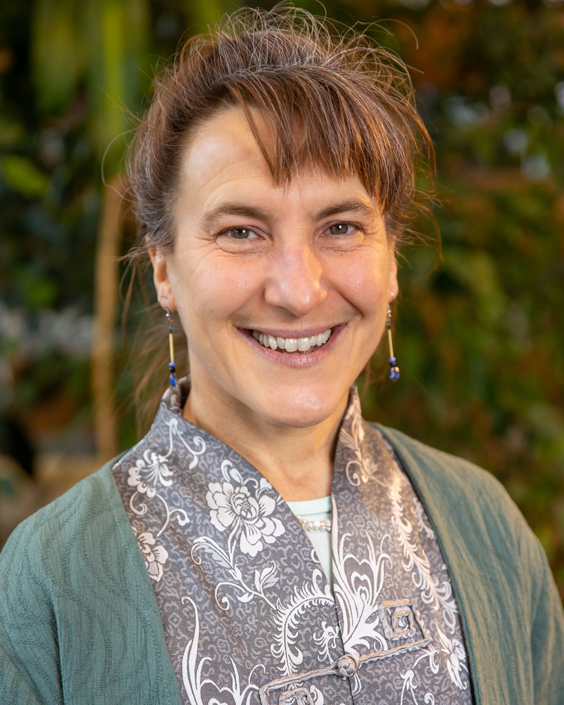 Gretchen Holbrook, Qigong and Yoga Instructor